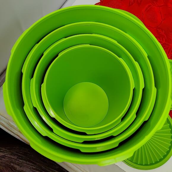 Vintage Tupperware servalier 4 pc Lime Apple Green Nesting Canister set w Lids - Picture 11 of 11